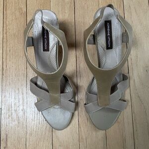 Adrienne Vittadini Women's Tan Strappy Sandals